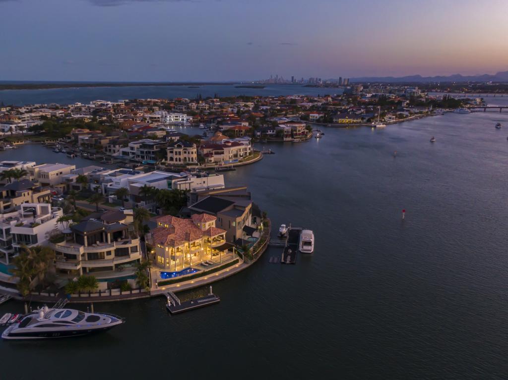 15 Westminster Ct, Paradise Point, QLD 4216
