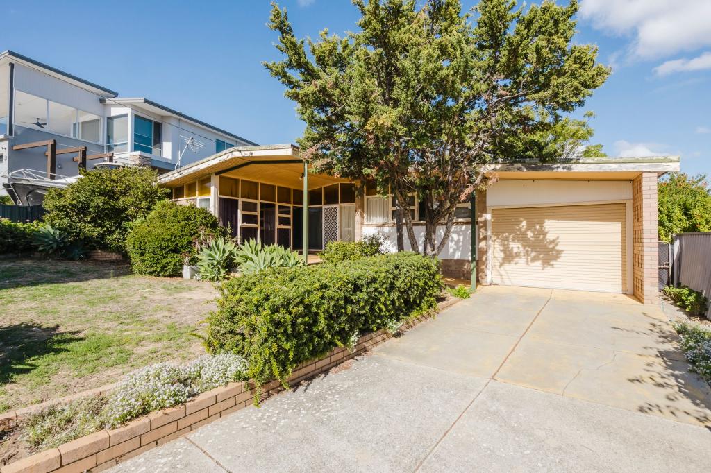 11 Gladman Way, Karrinyup, WA 6018