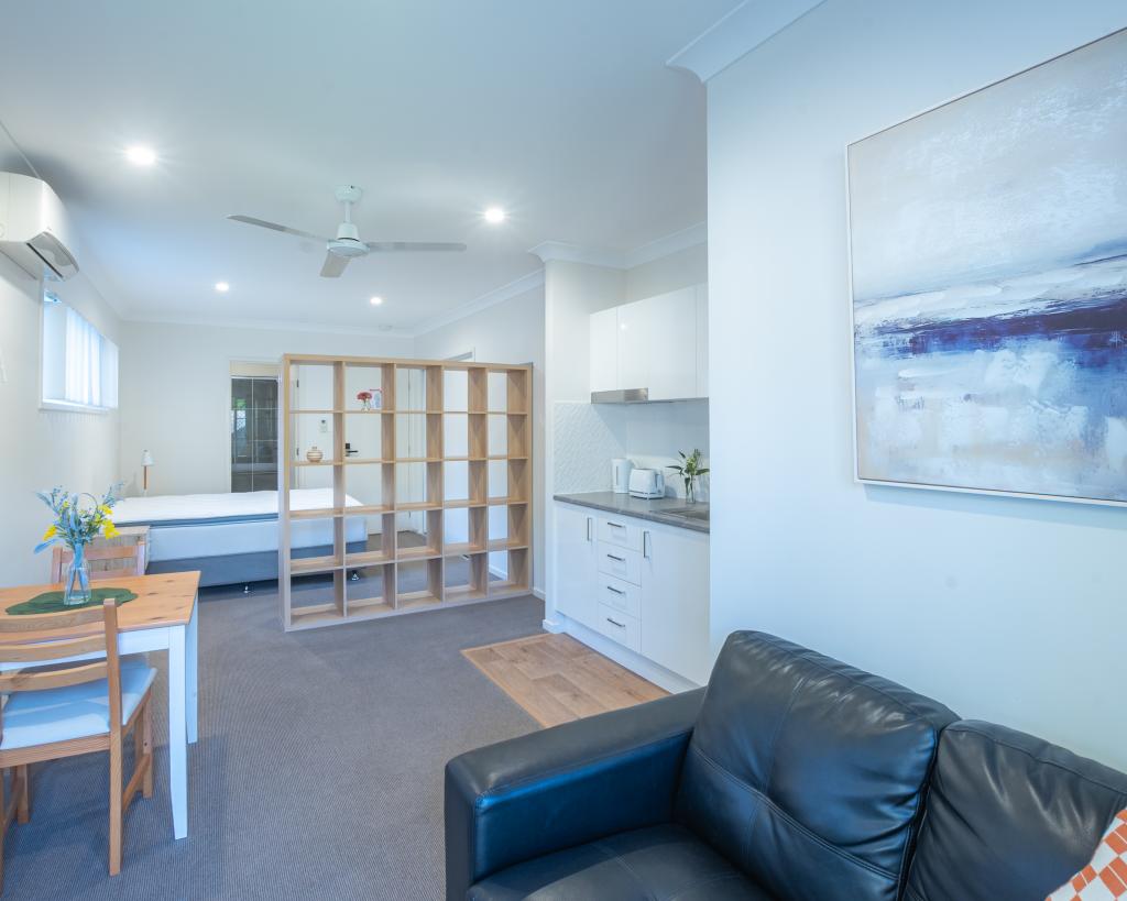 14 St Clements Rd, Oxley, QLD 4075