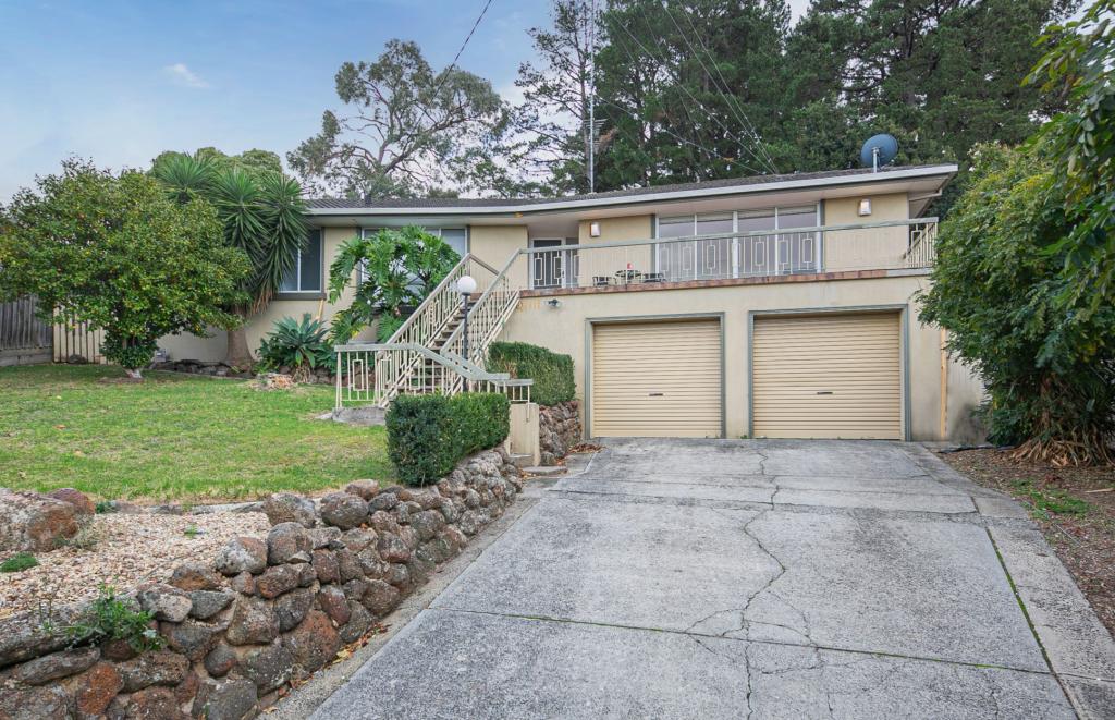 16 Queens Ct, Berwick, VIC 3806