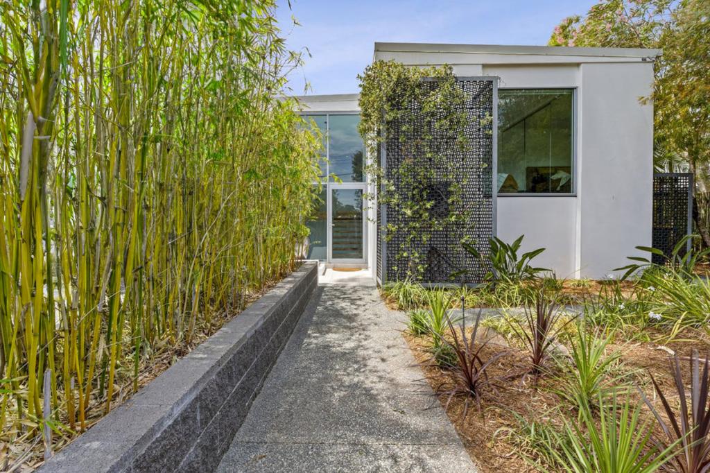 178 Heeb St, Benowa, QLD 4217