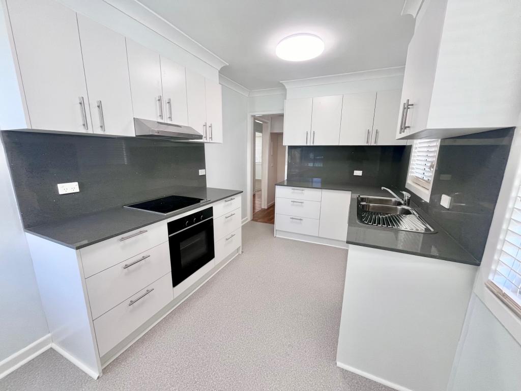 8 Shackleton Ave, Tregear, NSW 2770