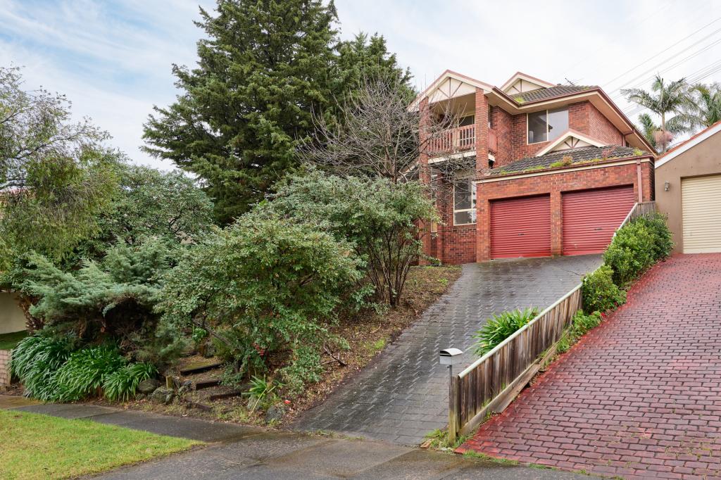107 GLENEAGLES DR, ENDEAVOUR HILLS, VIC 3802