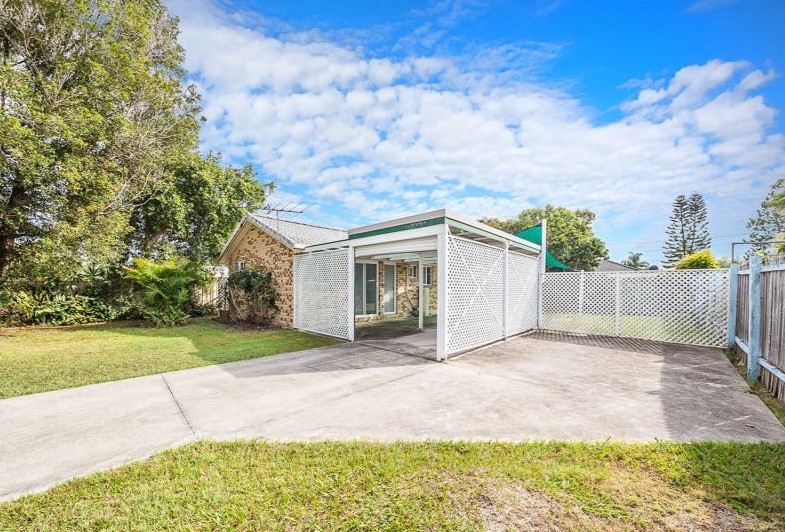 74 Ranald Ave, Ningi, QLD 4511