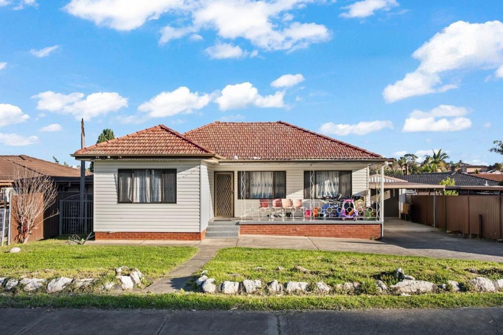 15 Lewis St, Bonnyrigg Heights, NSW 2177