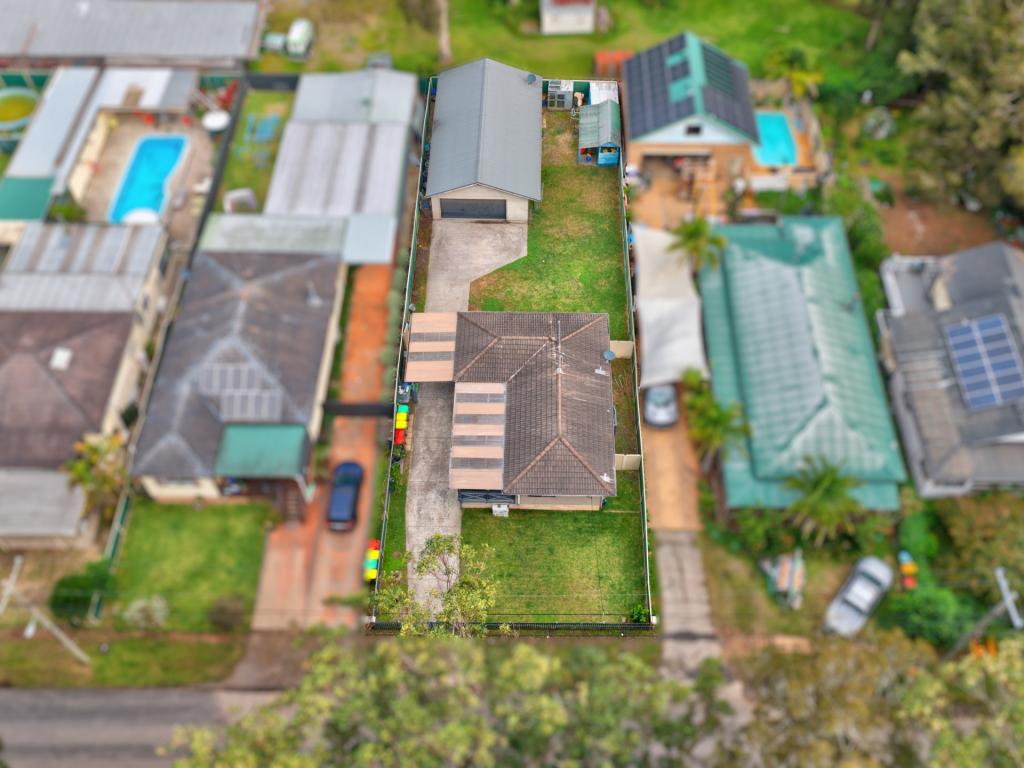 23 Warner Ave, Tuggerawong, NSW 2259