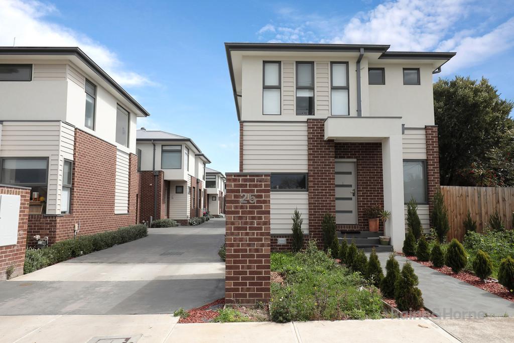 2/23-25 Mclean St, Brunswick West, VIC 3055