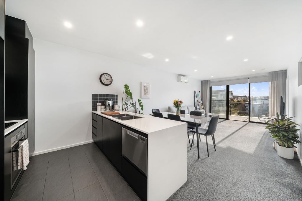 114/2 Newchurch St, Coombs, ACT 2611