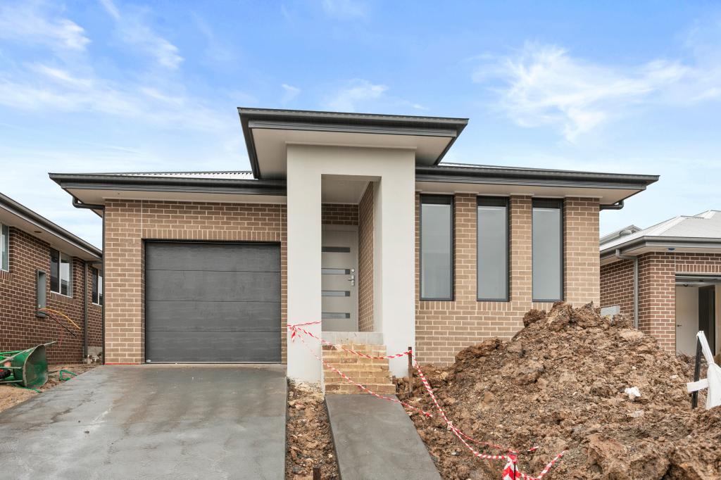 6 Stockman Rd, Calderwood, NSW 2527