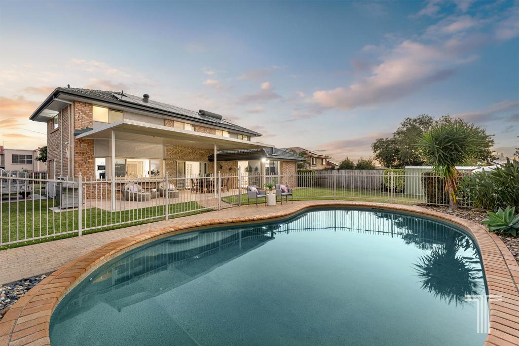 145 Cribb Rd, Carindale, QLD 4152