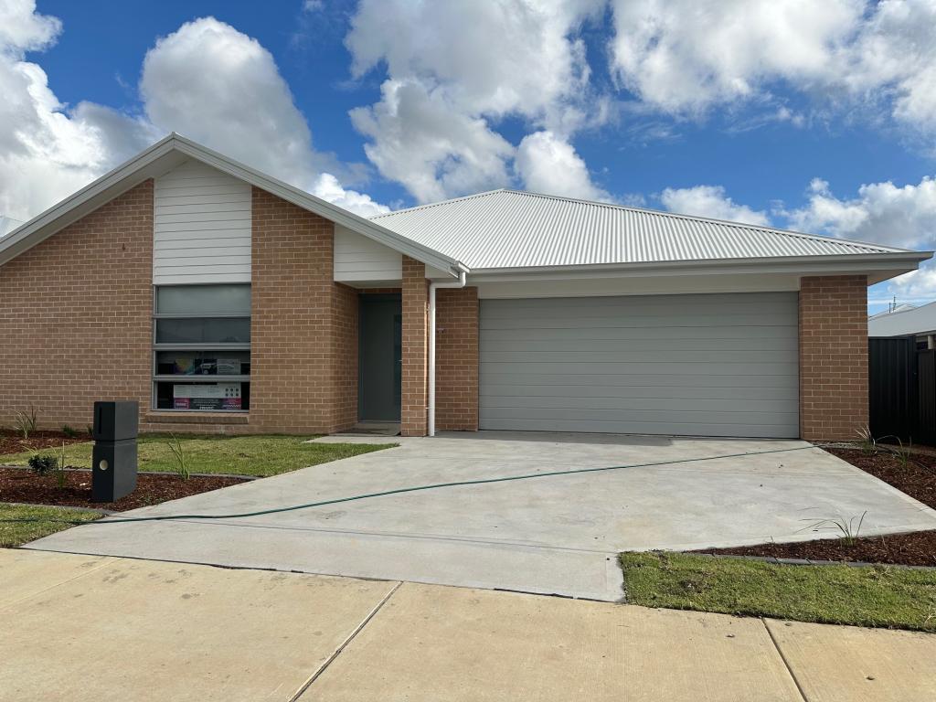 2/9 Riparian Cct, Cessnock, NSW 2325