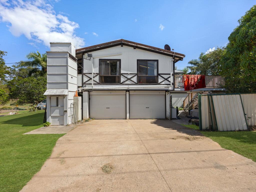 12 Lorrikeet St, Bundamba, QLD 4304