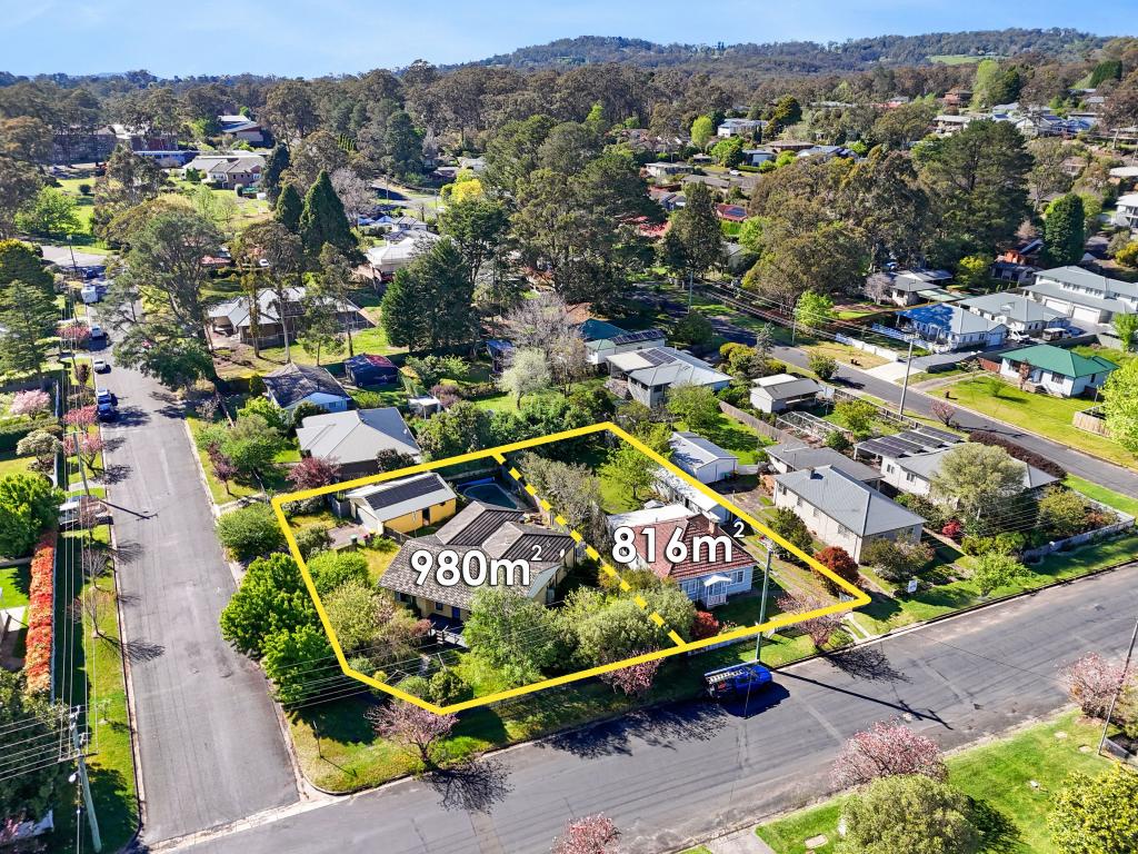 10 & 12 Oxley Dr, Mittagong, NSW 2575