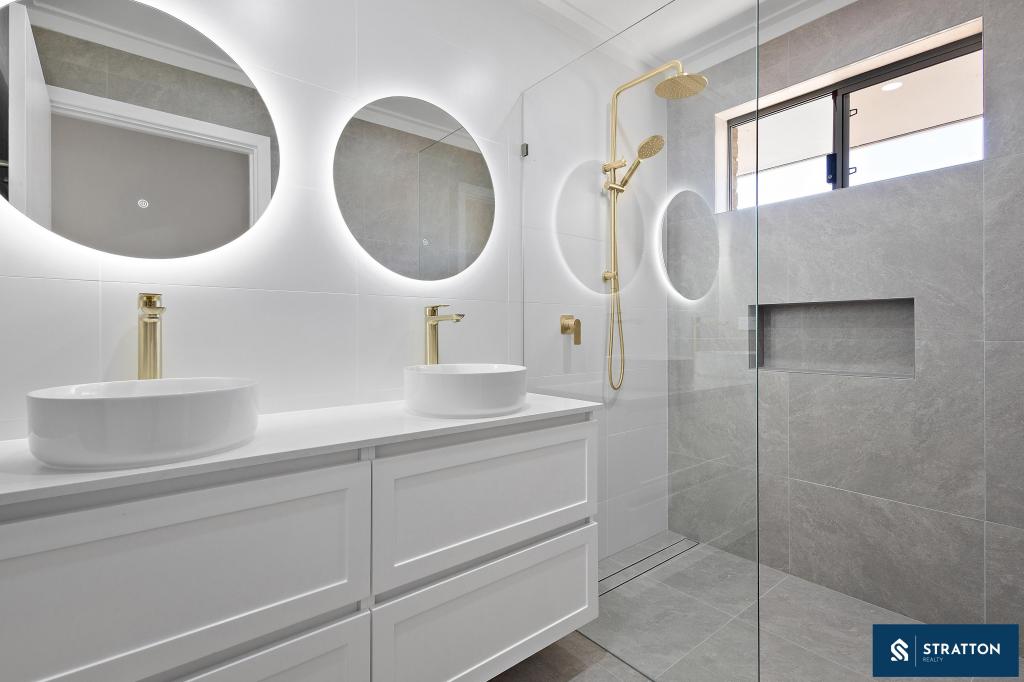 16 COLMAR ST, FERNDALE, WA 6148