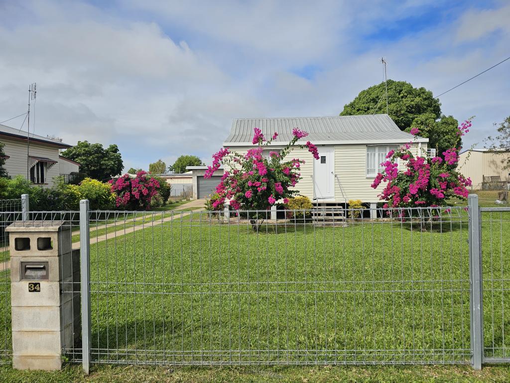 34 QUEEN ST, AYR, QLD 4807