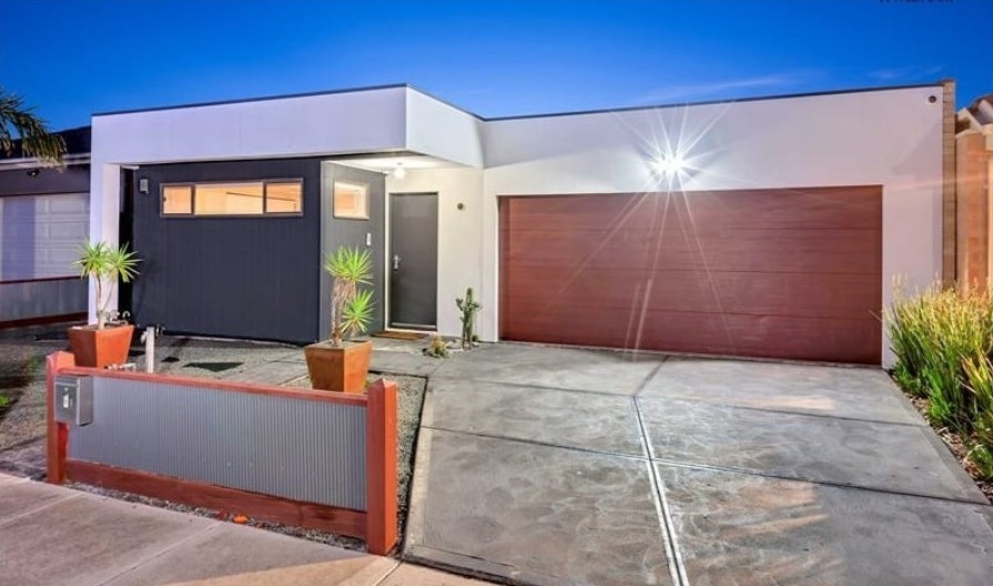 9 Woolybush Dr, Tarneit, VIC 3029