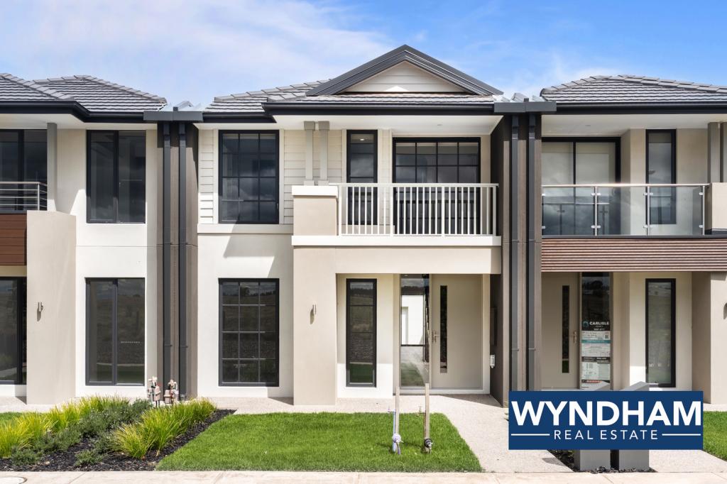 12 TAHINI WALK, MANOR LAKES, VIC 3024