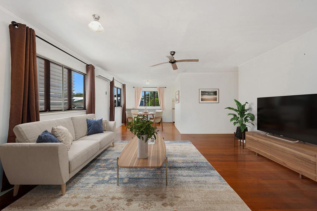 56 Griffith Rd, Scarborough, QLD 4020