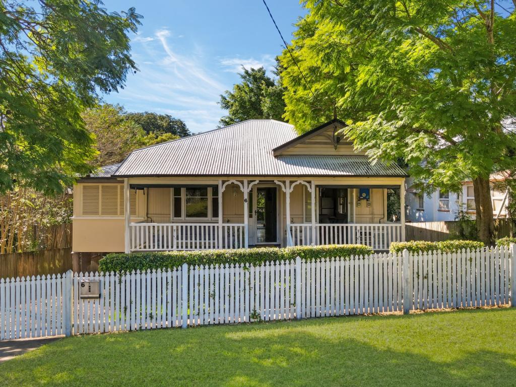6 CINTRA ST, EASTERN HEIGHTS, QLD 4305
