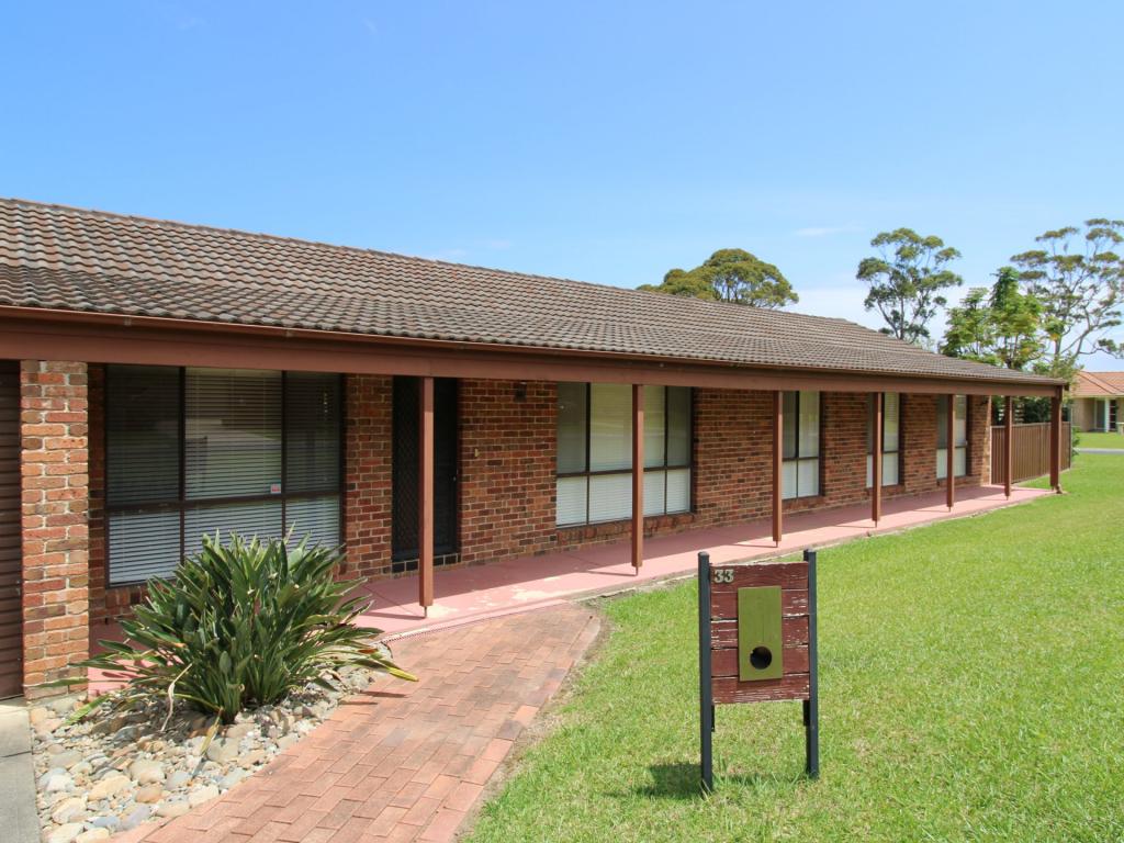 33 Hollingsworth Cres, Callala Bay, NSW 2540