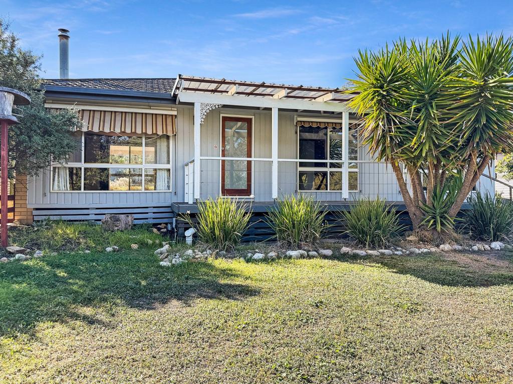 15 Barkly St, Dunolly, VIC 3472