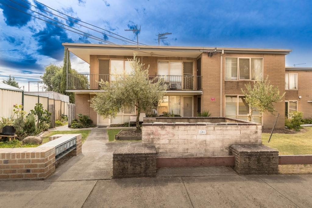 6/194 Purinuan Rd, Reservoir, VIC 3073