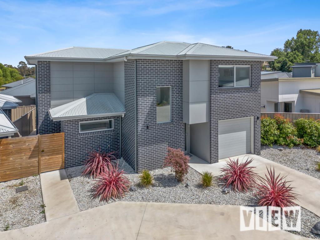 5/6 Olus Pl, Newnham, TAS 7248