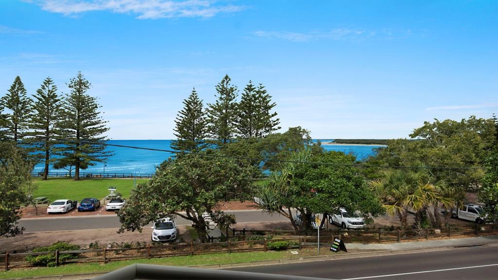 107/15 Esplanade Bulcock Bch, Caloundra, QLD 4551