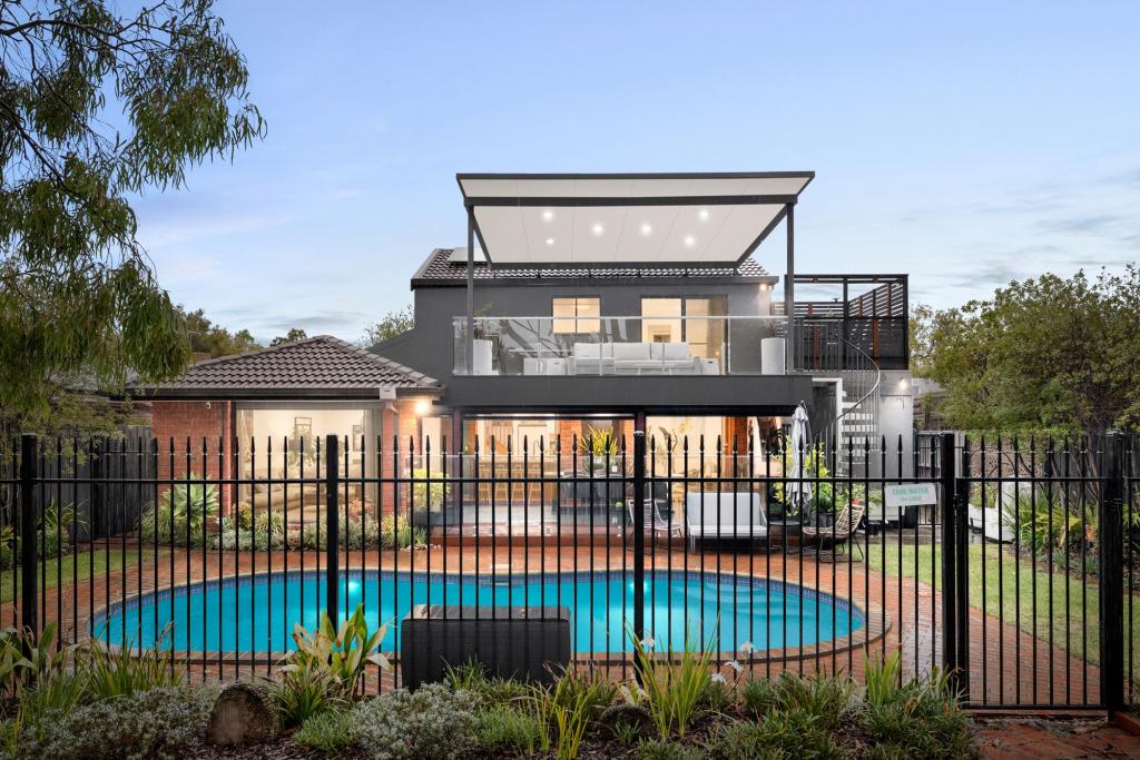 46 Manorvale Pde, Werribee, VIC 3030