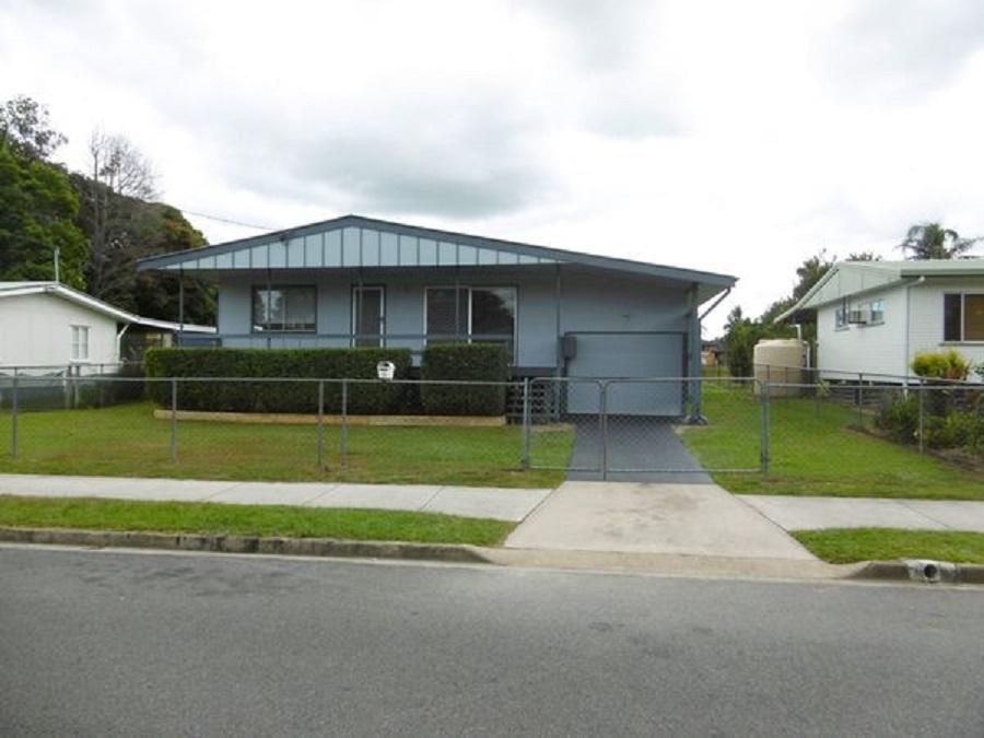 9 Churchill St, Caboolture, QLD 4510