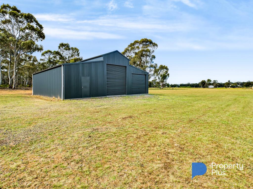 40 BLACKBURN LANE, INGLEWOOD, VIC 3517
