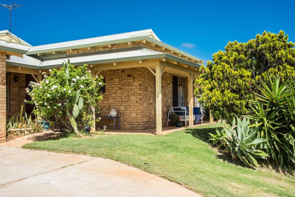 13 Mallee Ct, Mount Tarcoola, WA 6530