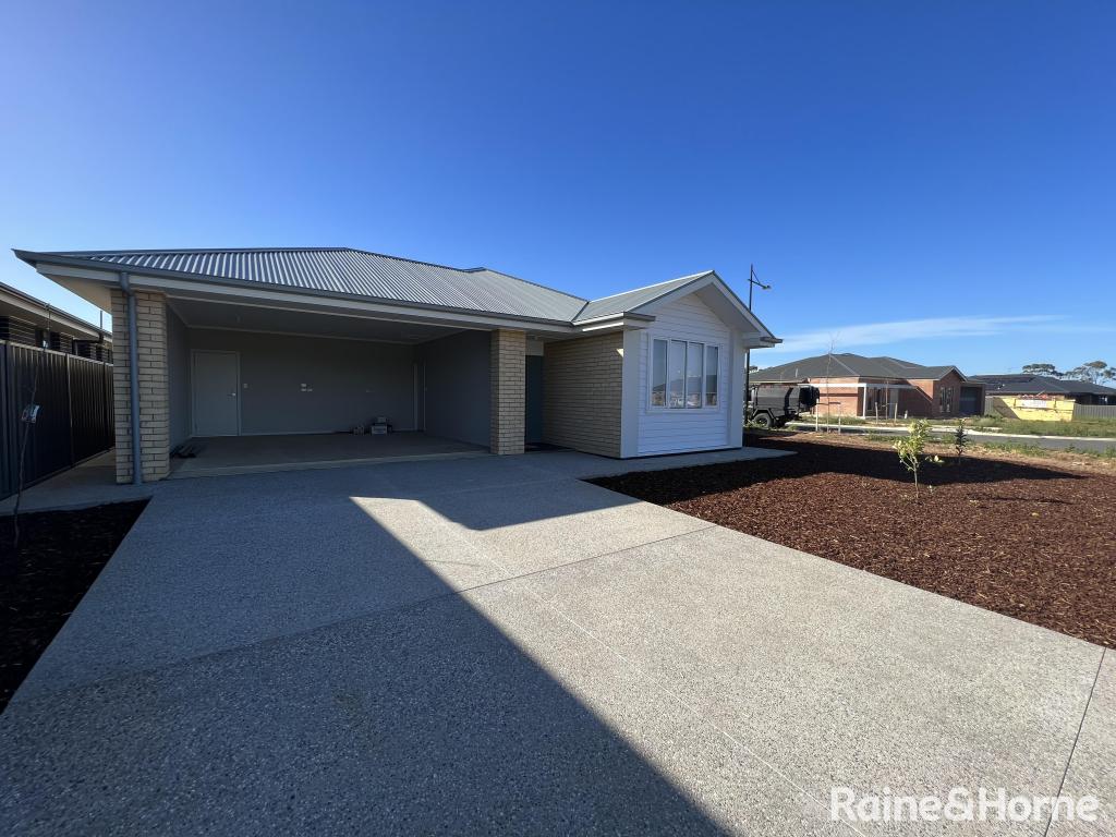 18 Newbridge Pde, Murray Bridge, SA 5253