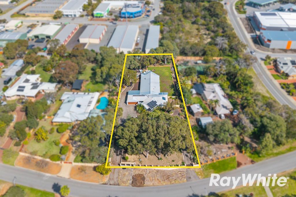 4 SILVERTON CRES, ERSKINE, WA 6210