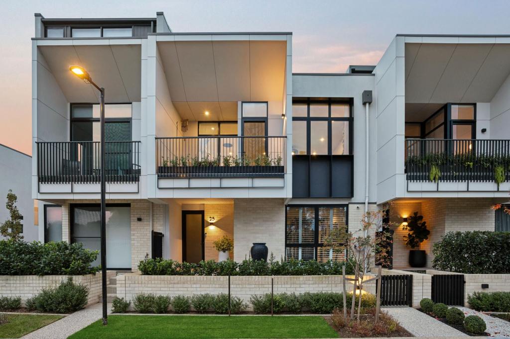 25 Norman Rd, West Lakes, SA 5021
