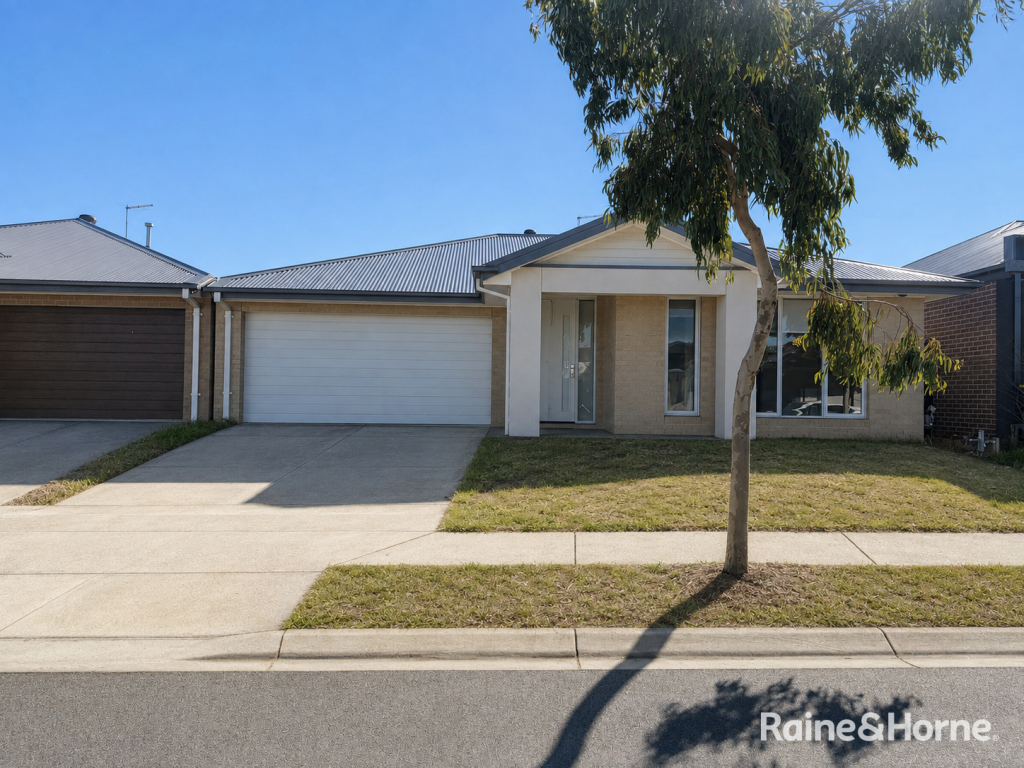 28 EREMAEA RD, CRAIGIEBURN, VIC 3064