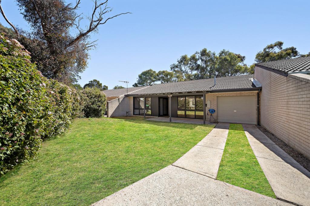14 Brownlow Pl, Holt, ACT 2615