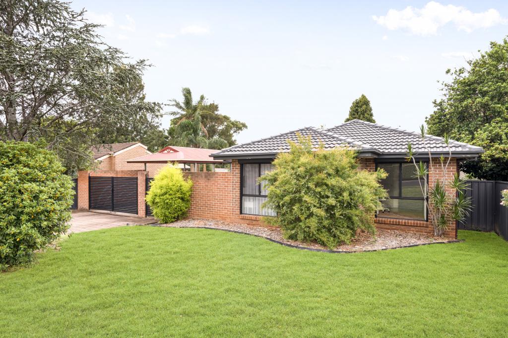 45 Karrabul Rd, St Helens Park, NSW 2560