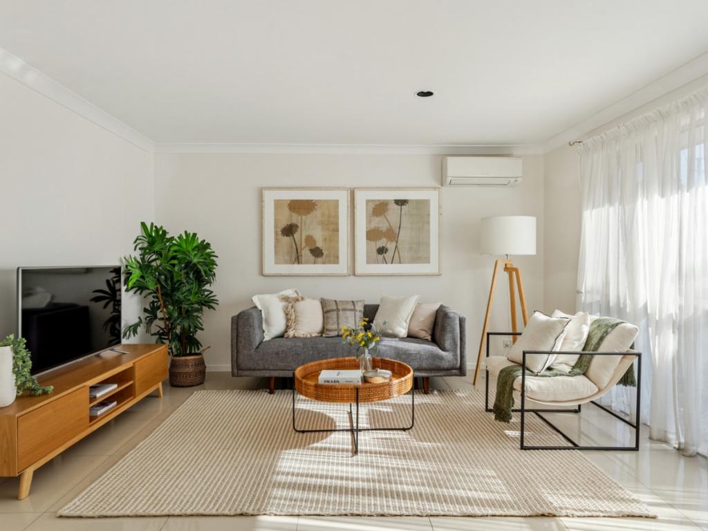 147 Riverside Ave, Barellan Point, QLD 4306