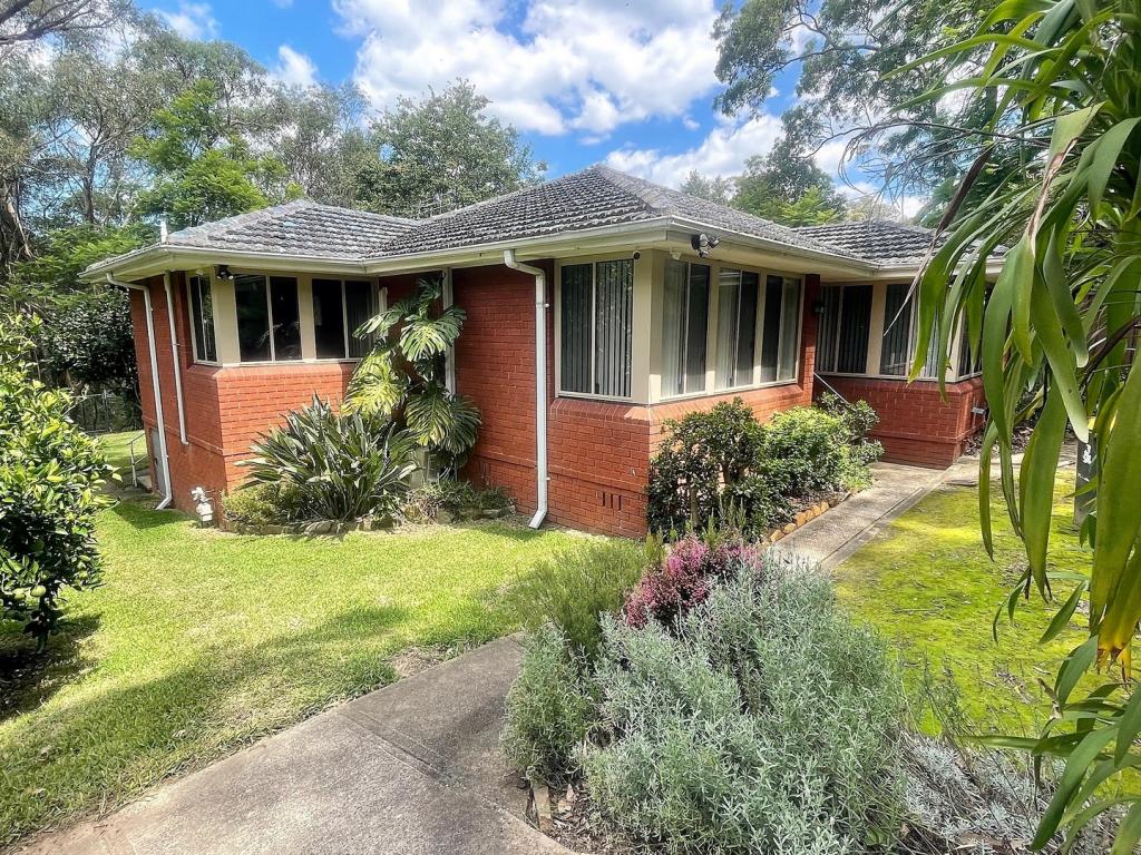 17 Perry Ave, Springwood, NSW 2777