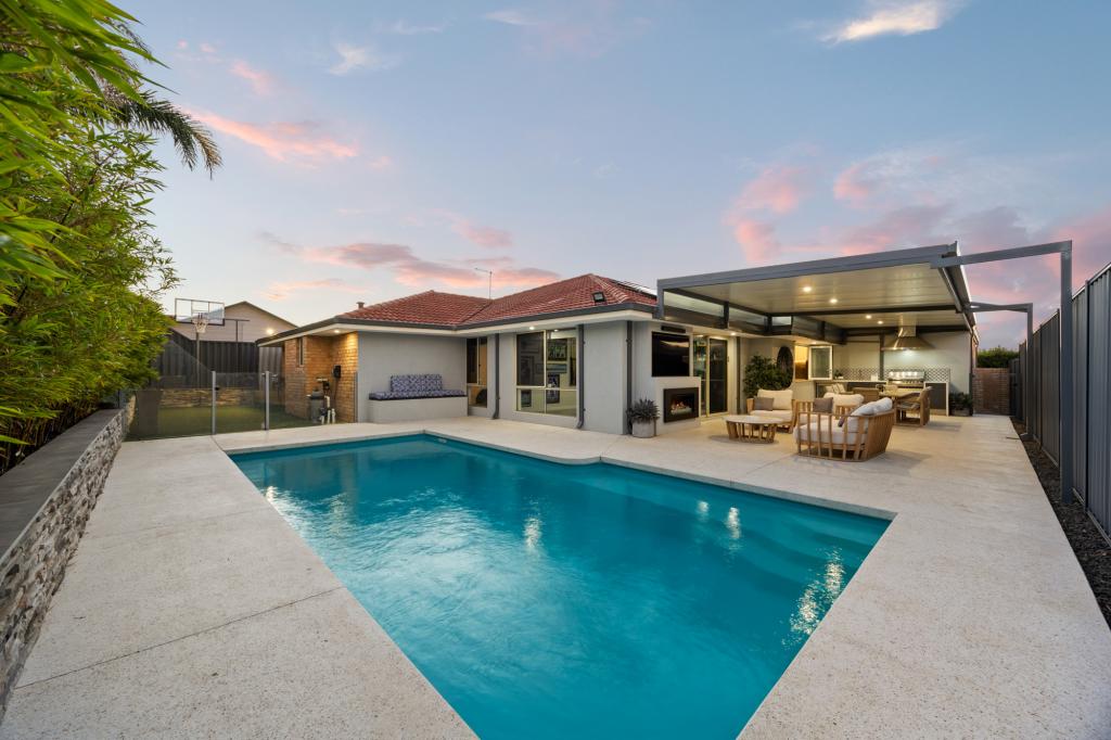 6 Langbank Cl, Kinross, WA 6028