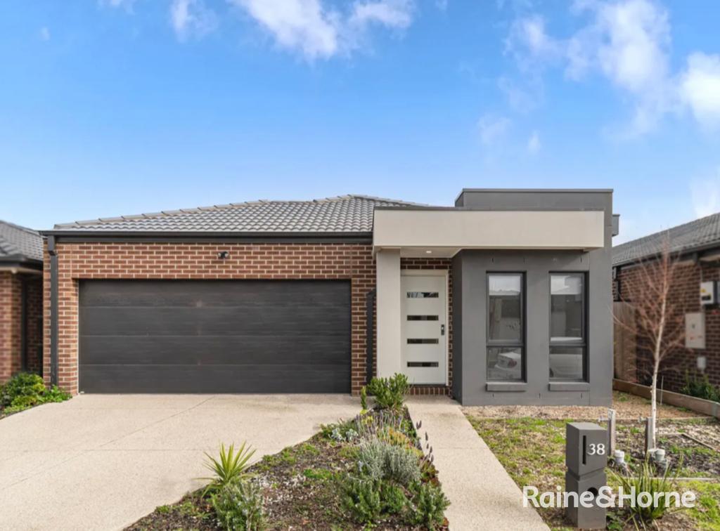 38 Upthorpe Way, Mickleham, VIC 3064