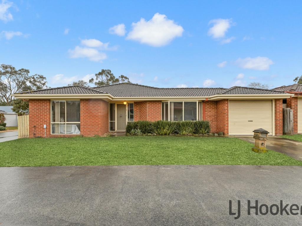 14 Snow Gum Dr, Kilsyth South, VIC 3137