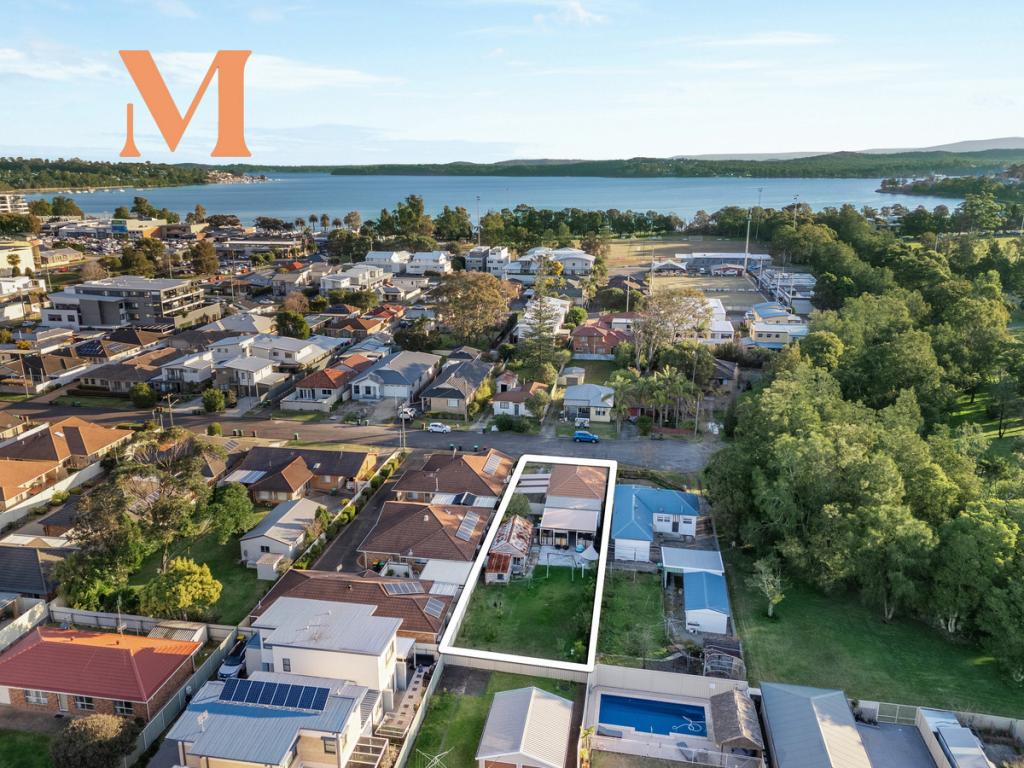 50 Albert St, Warners Bay, NSW 2282