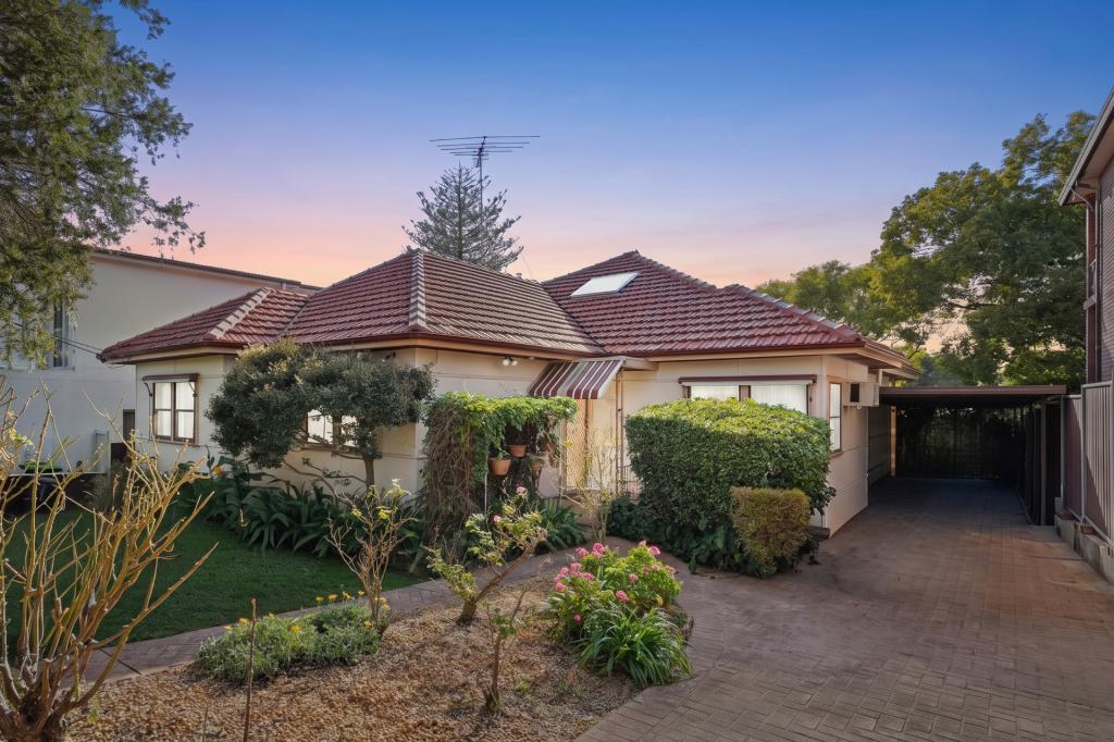 14 RIDGEWELL ST, ROSELANDS, NSW 2196