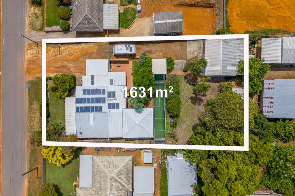 1 Linton St, Byford, WA 6122