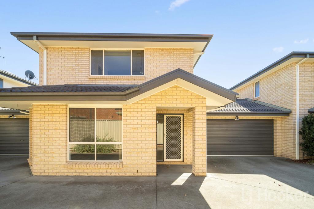 2/20 Broughton Pl, Queanbeyan, NSW 2620