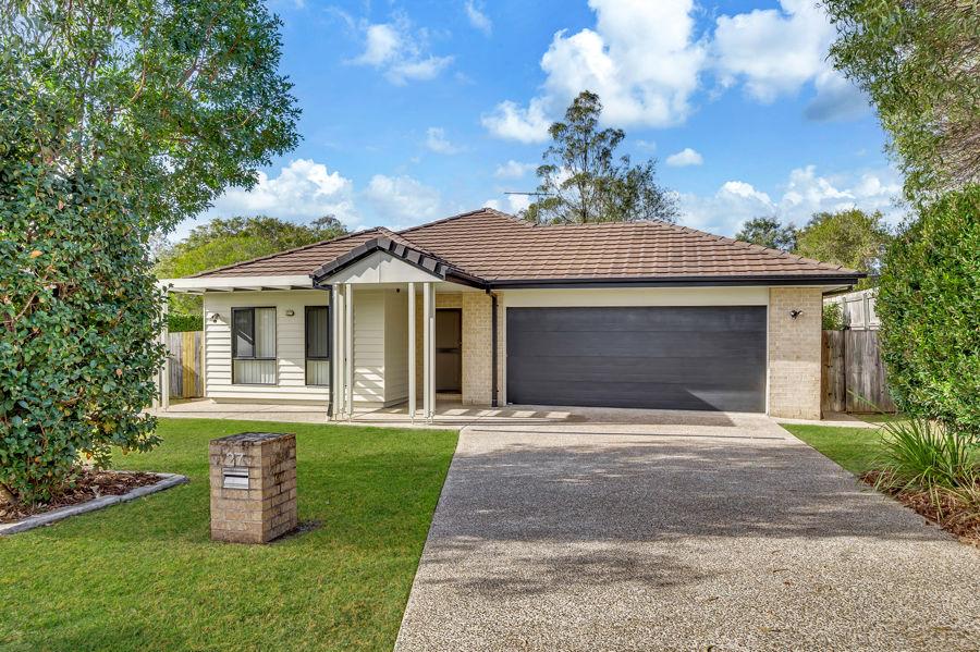 27 Possumwood Pl, Flinders View, QLD 4305
