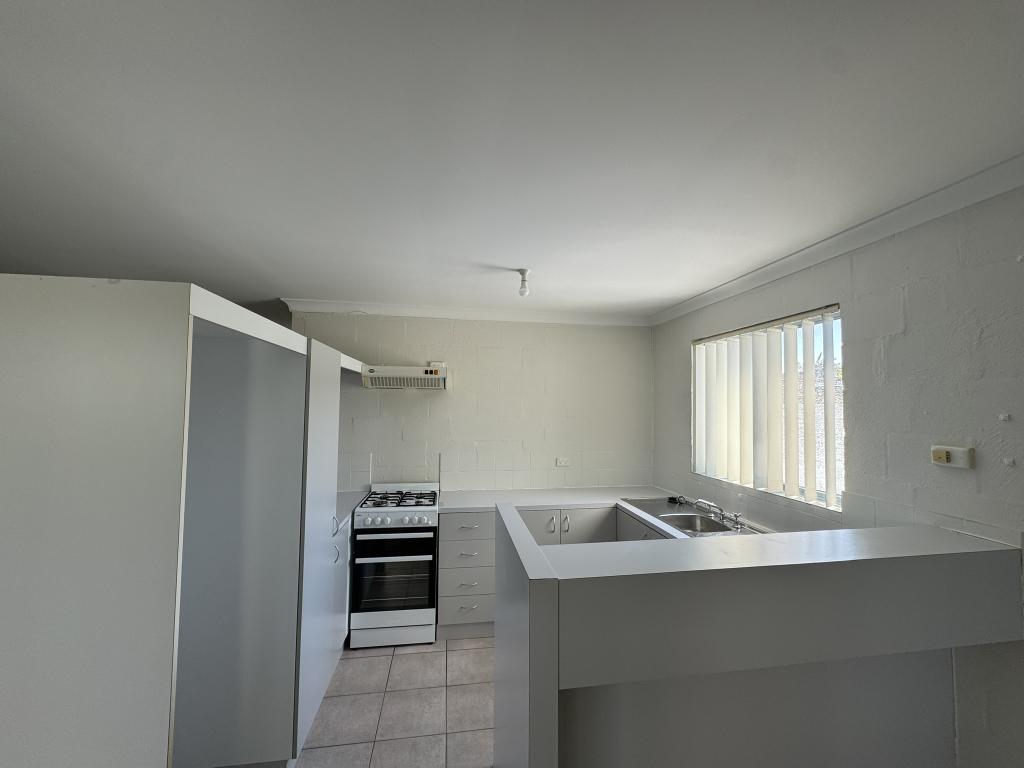 7/9 Kent St, Rockingham, WA 6168