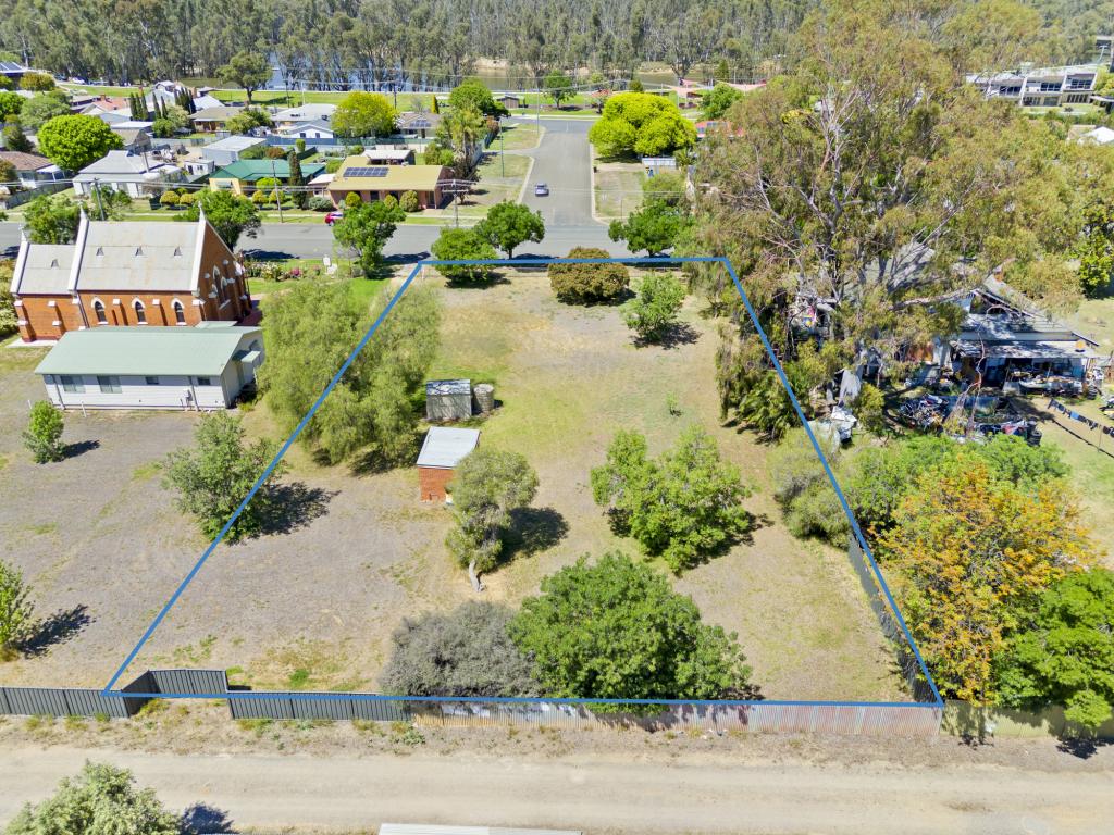 19 Finley St, Tocumwal, NSW 2714